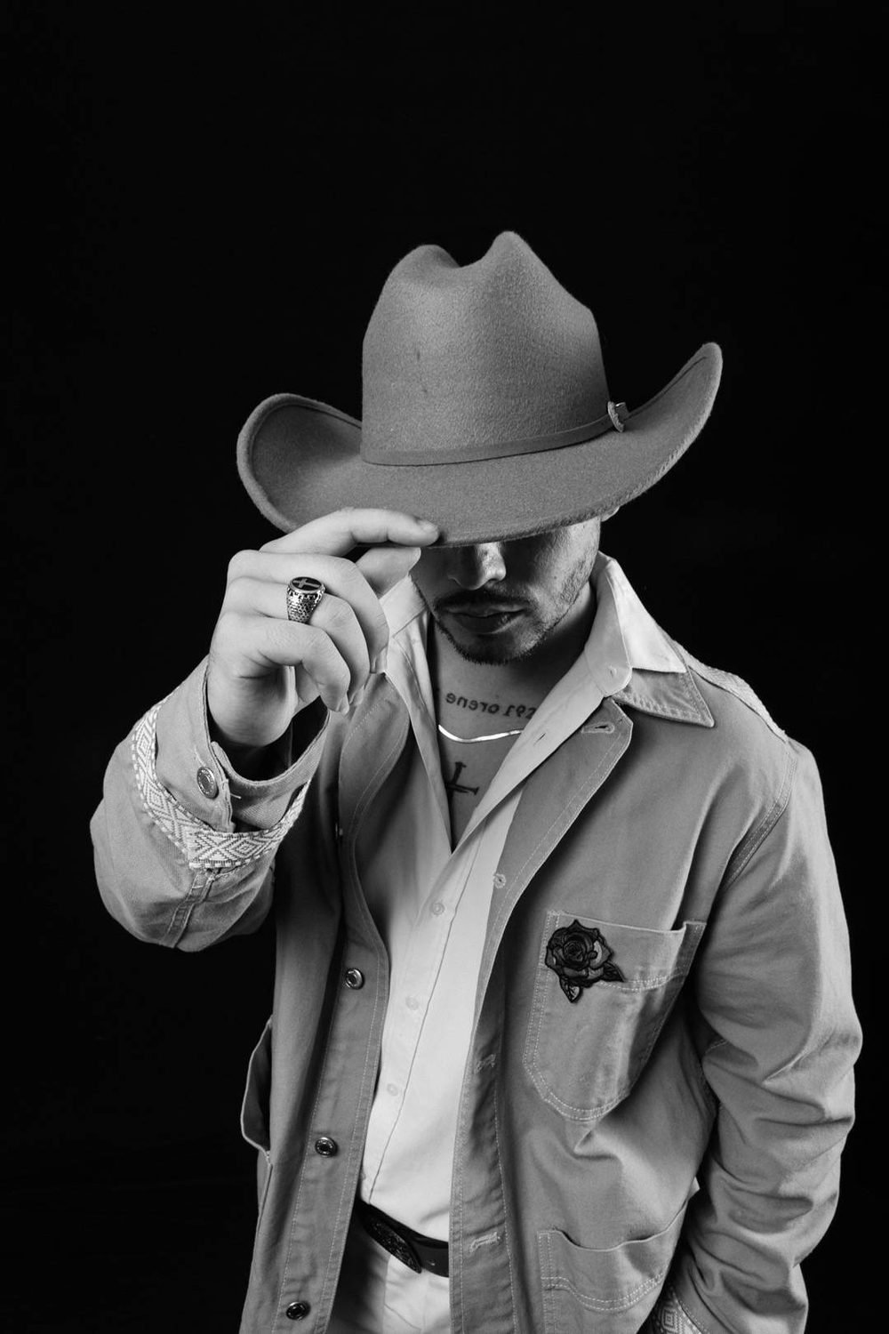 Retrato de SETTE con sombrero
